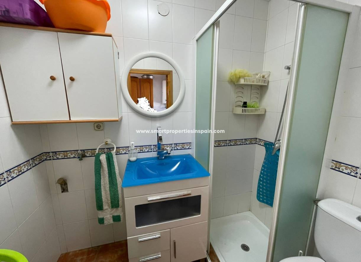 Wederverkoop - Detached Villa - La Marina - Urbanizacion la marina