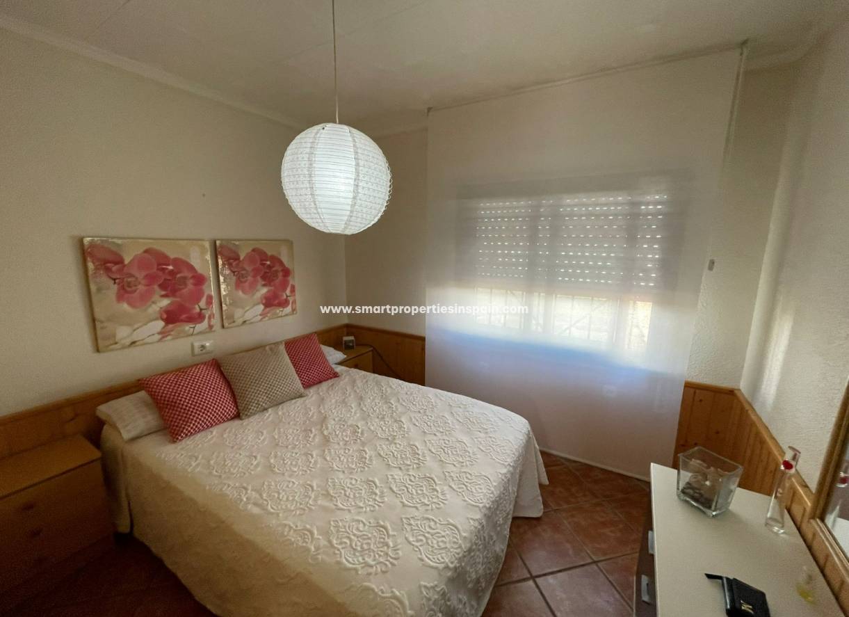 Wederverkoop - Detached Villa - La Marina - Urbanizacion la marina