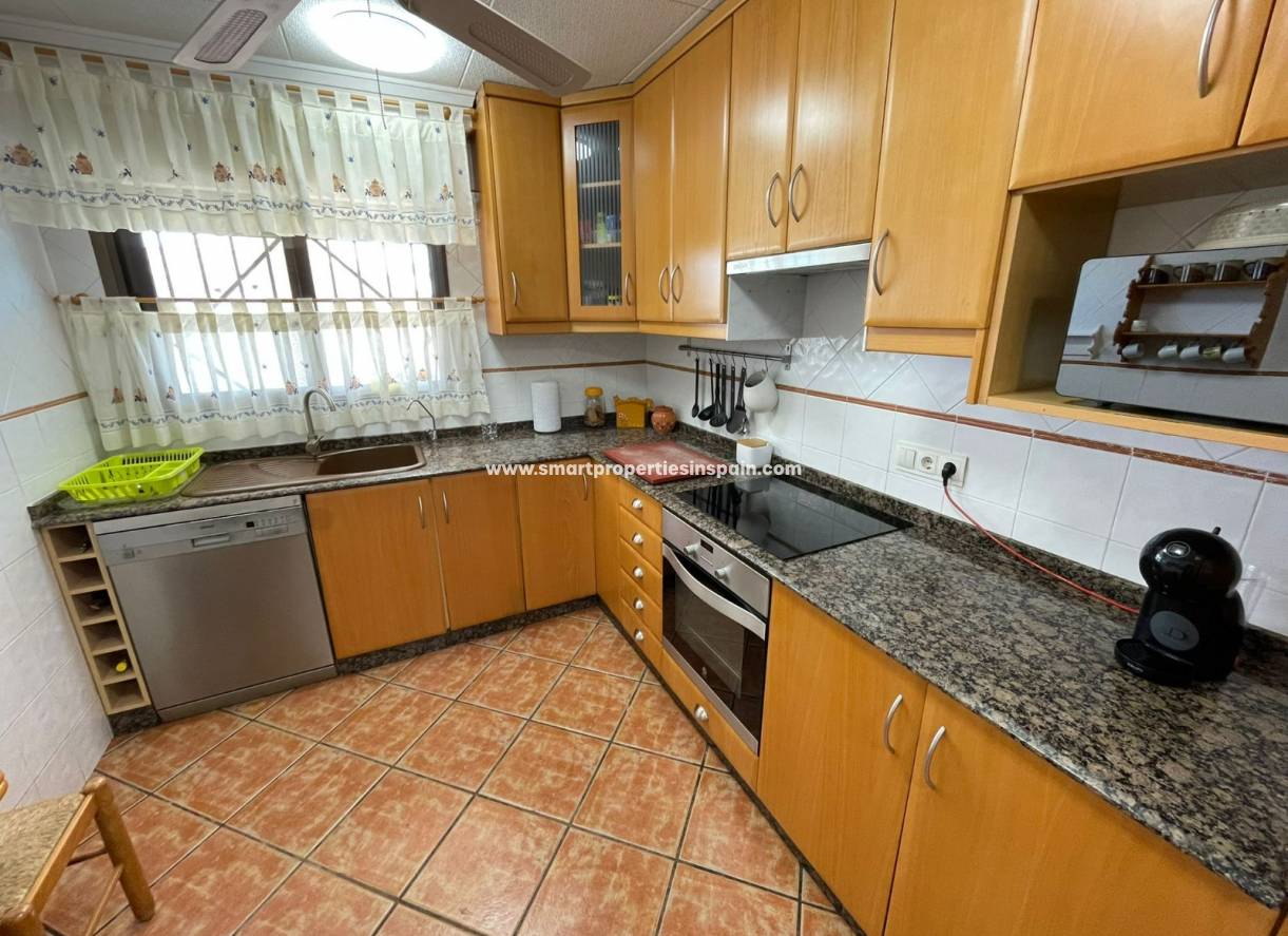 Wederverkoop - Detached Villa - La Marina - Urbanizacion la marina