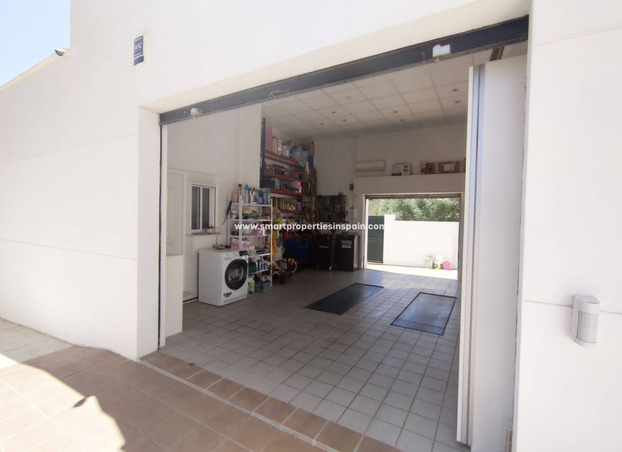 Wederverkoop - Detached Villa - La Marina - Urbanización La Marina
