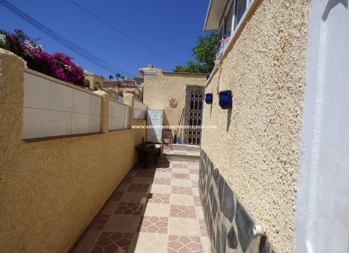 Wederverkoop - Detached Villa - La Marina - Urbanización La Marina