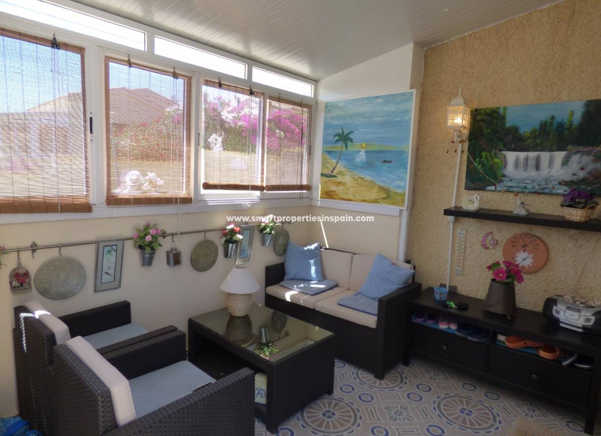 Wederverkoop - Detached Villa - La Marina - Urbanización La Marina