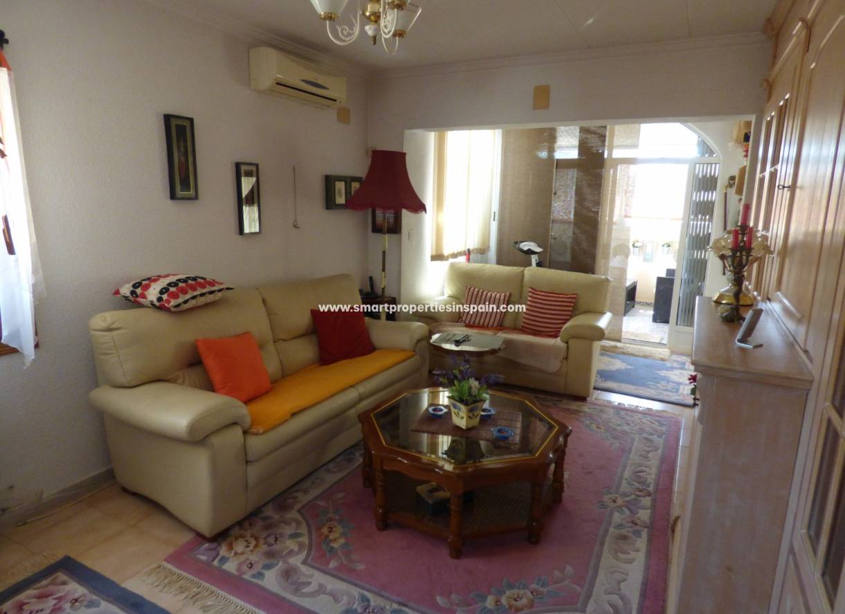 Wederverkoop - Detached Villa - La Marina - Urbanización La Marina