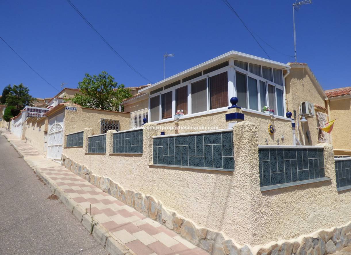 Wederverkoop - Detached Villa - La Marina - Urbanización La Marina