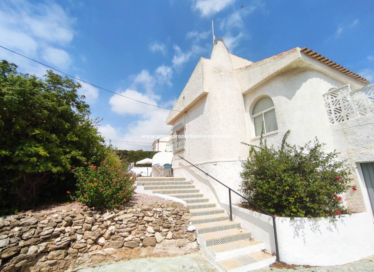 Wederverkoop - Detached Villa - La Marina - Urbanización La Marina