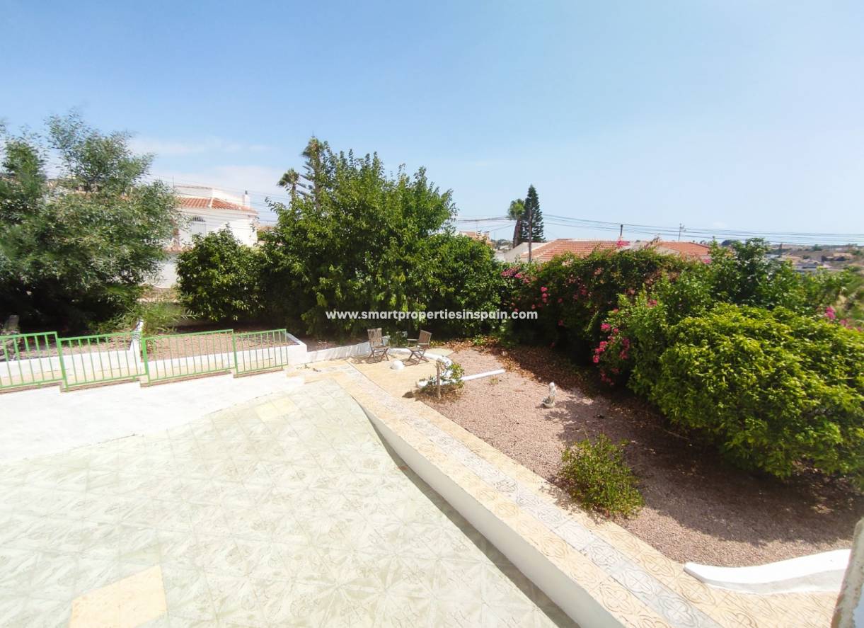 Wederverkoop - Detached Villa - La Marina - Urbanización La Marina