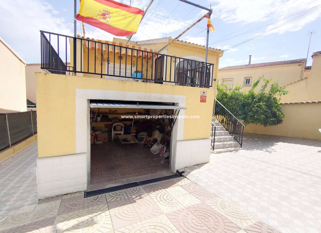 Wederverkoop - Detached Villa - La Marina - Urbanización La Marina