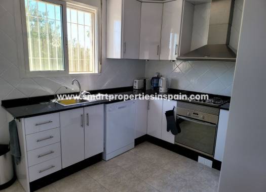 Wederverkoop - Detached Villa - La Marina - Urbanización La Marina