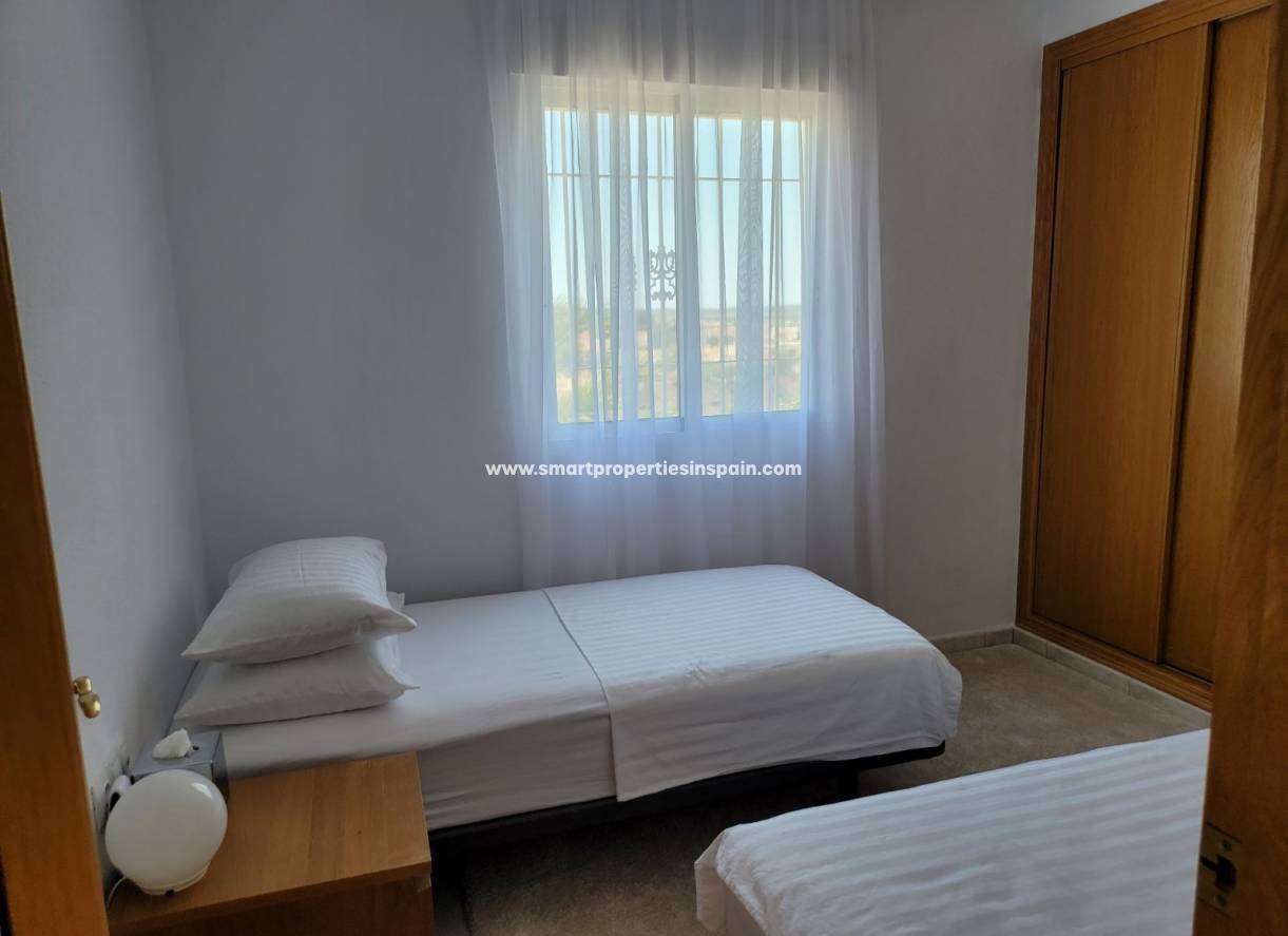 Wederverkoop - Detached Villa - La Marina - Urbanización La Marina