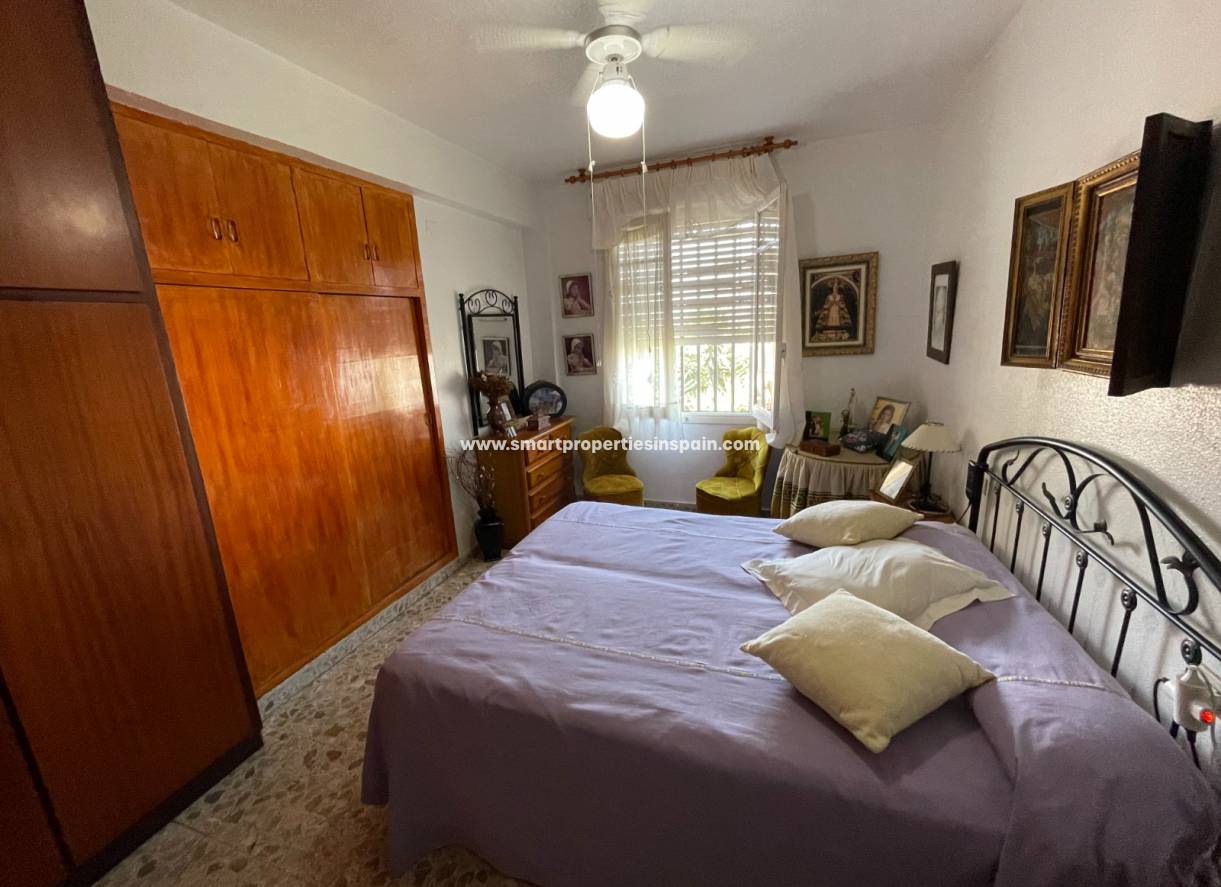 Wederverkoop - Detached Villa - La Marina - Urbanización La Marina