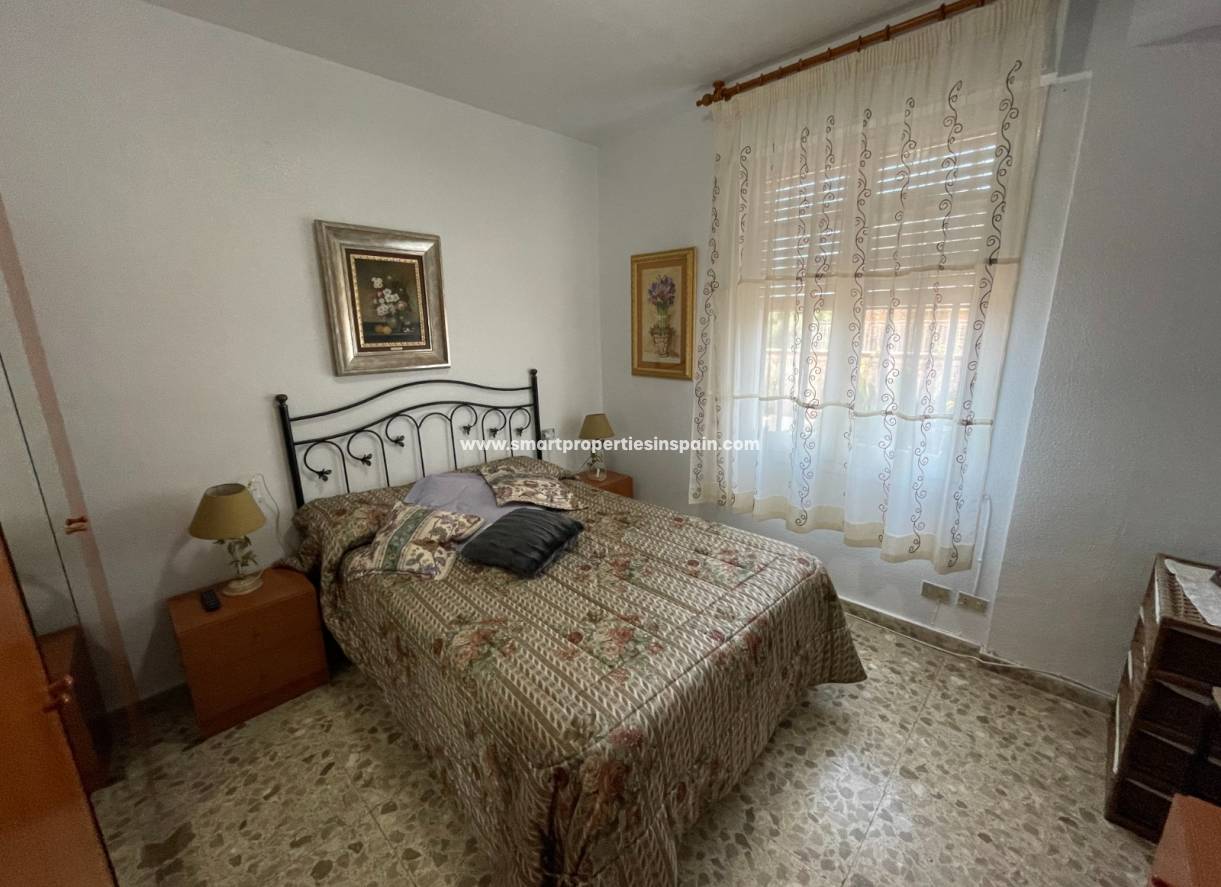 Wederverkoop - Detached Villa - La Marina - Urbanización La Marina