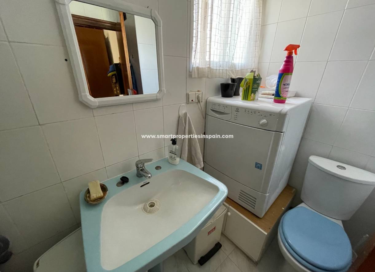 Wederverkoop - Detached Villa - La Marina - Urbanización La Marina