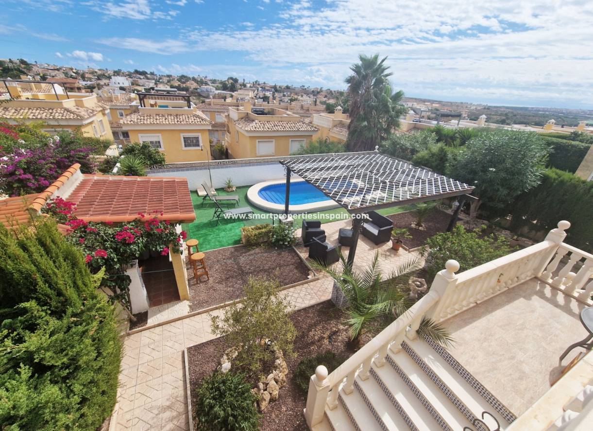 Wederverkoop - Detached Villa - La Marina - Urbanización La Marina