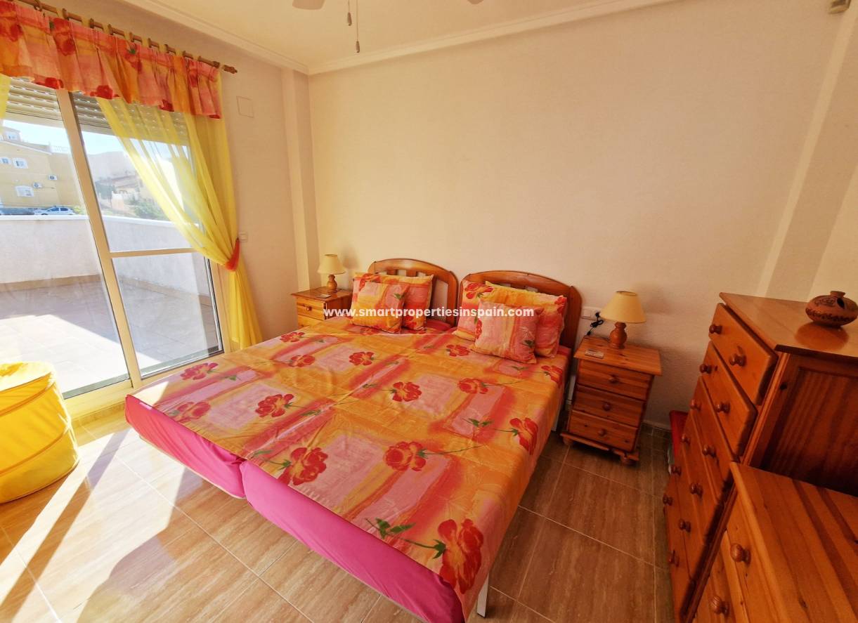 Wederverkoop - Detached Villa - La Marina - Urbanización La Marina