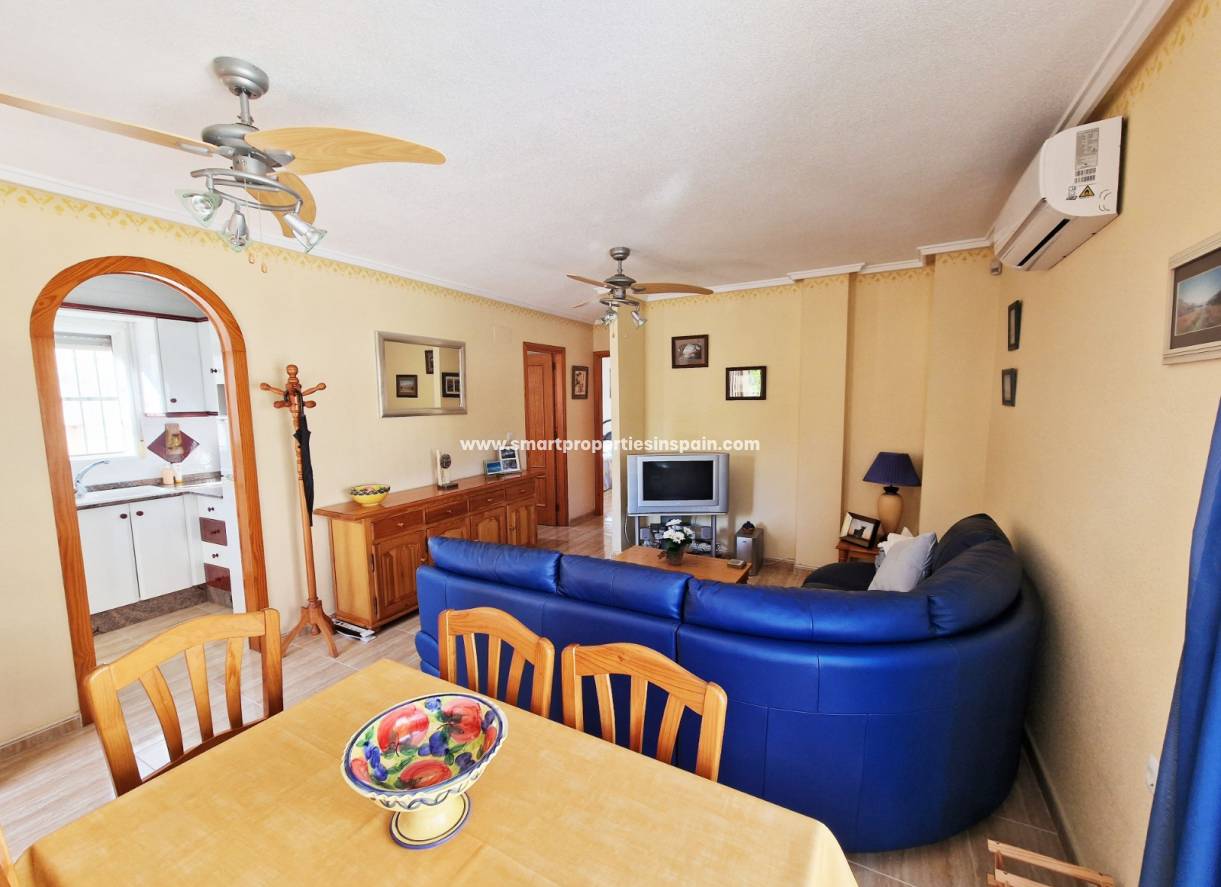 Wederverkoop - Detached Villa - La Marina - Urbanización La Marina