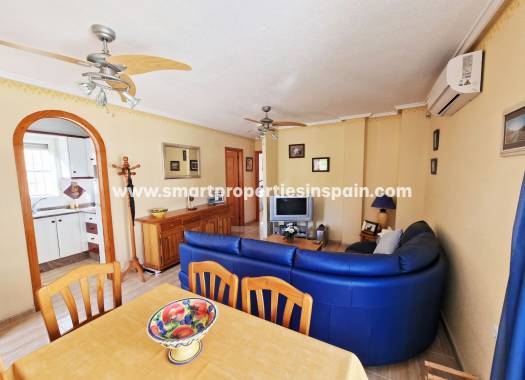 Wederverkoop - Detached Villa - La Marina - Urbanización La Marina