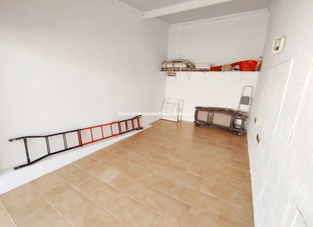 Wederverkoop - Detached Villa - La Marina - Urbanización La Marina