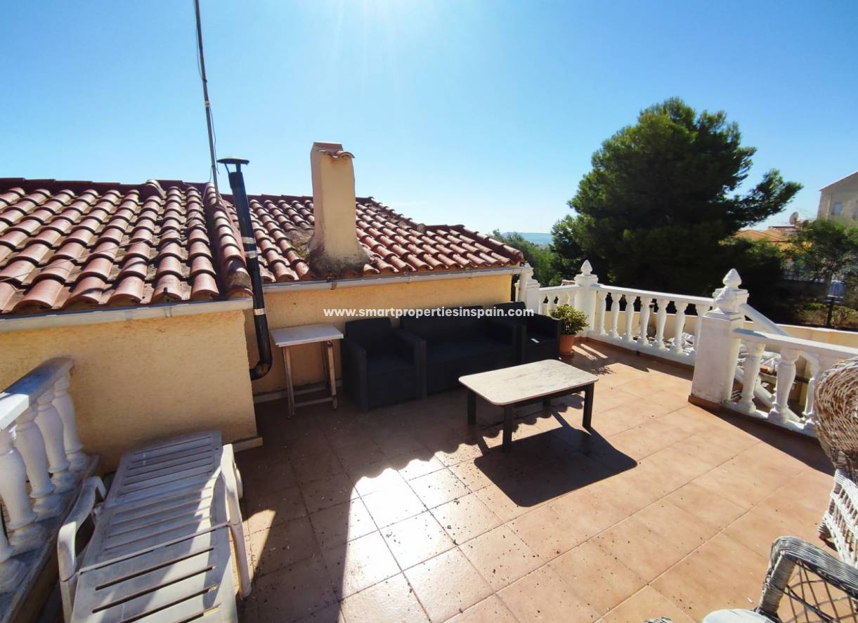 Wederverkoop - Detached Villa - La Marina - Urbanización La Marina