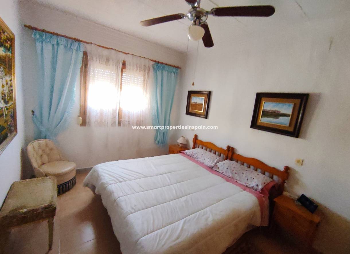 Wederverkoop - Detached Villa - La Marina - Urbanización La Marina