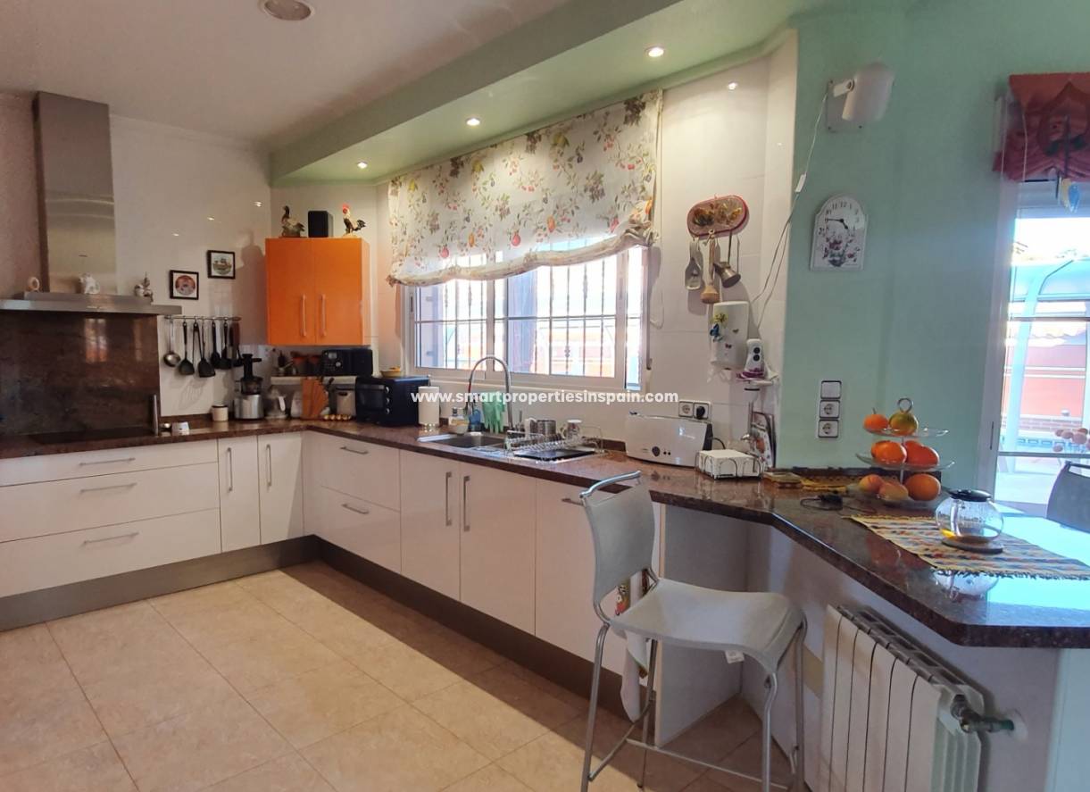 Wederverkoop - Detached Villa - La Marina - Urbanización La Marina