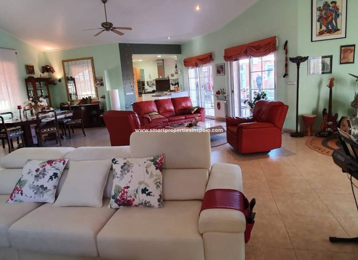 Wederverkoop - Detached Villa - La Marina - Urbanización La Marina