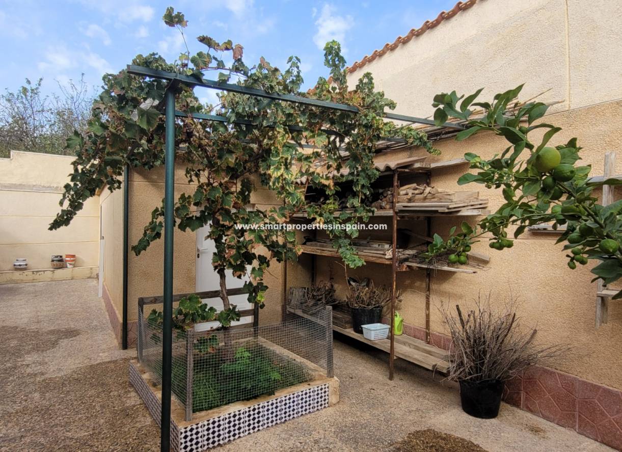 Wederverkoop - Detached Villa - La Marina - Urbanización La Marina