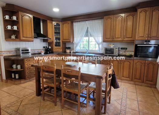 Wederverkoop - Detached Villa - La Marina - Urbanización La Marina
