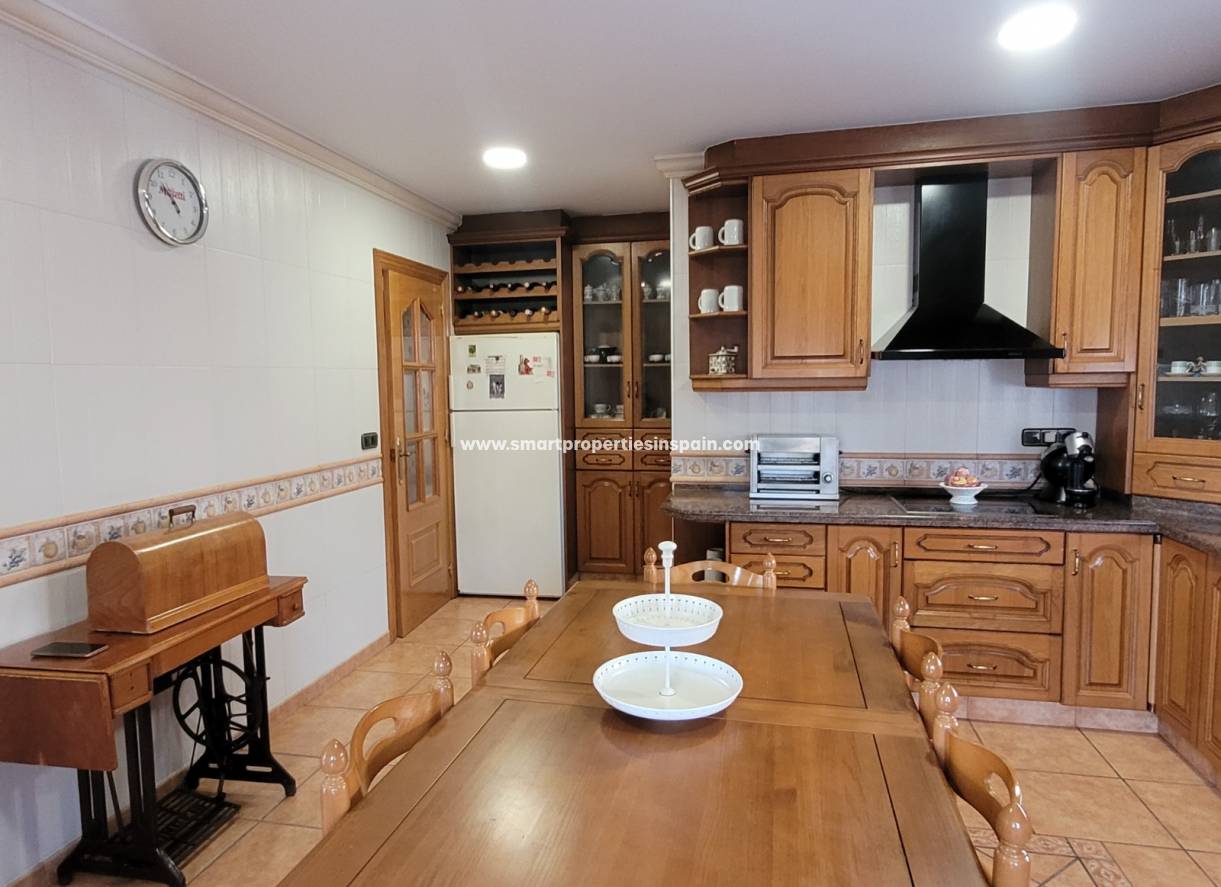Wederverkoop - Detached Villa - La Marina - Urbanización La Marina
