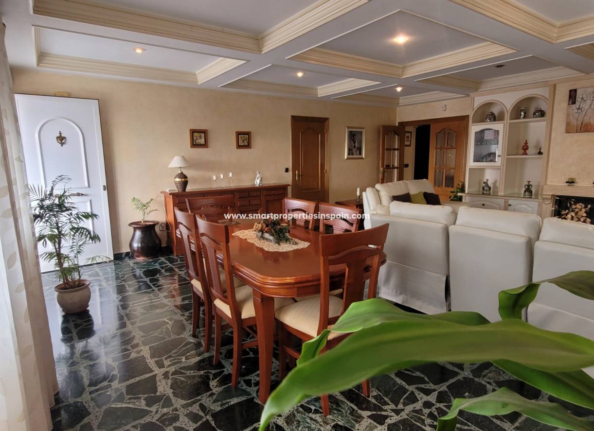 Wederverkoop - Detached Villa - La Marina - Urbanización La Marina