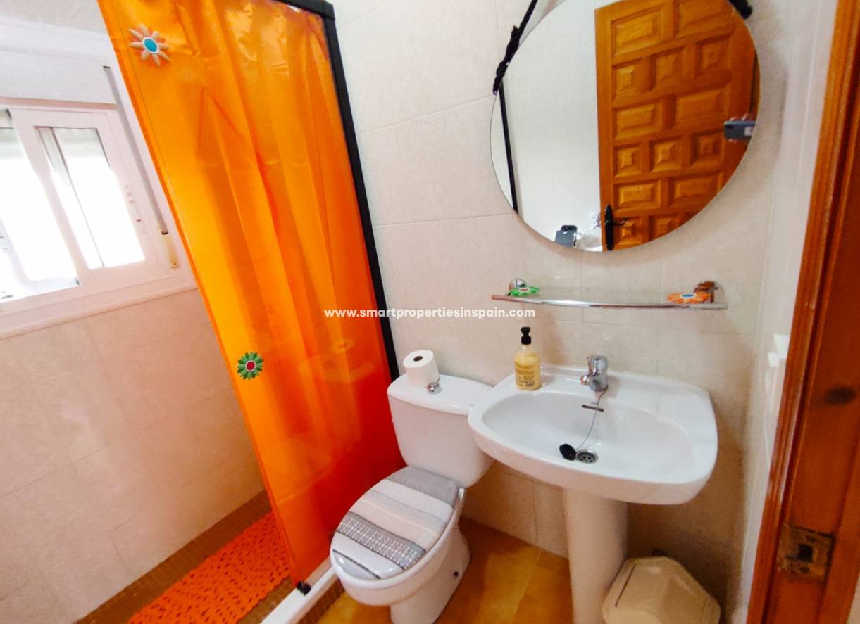 Wederverkoop - Detached Villa - La Marina - Urbanización La Marina