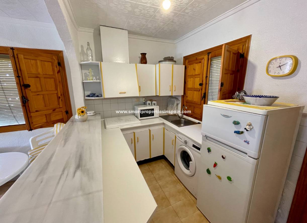 Wederverkoop - Detached Villa - La Marina - Urbanización La Marina