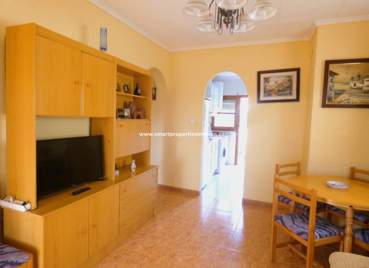 Wederverkoop - Detached Villa - La Marina - Urbanización La Marina
