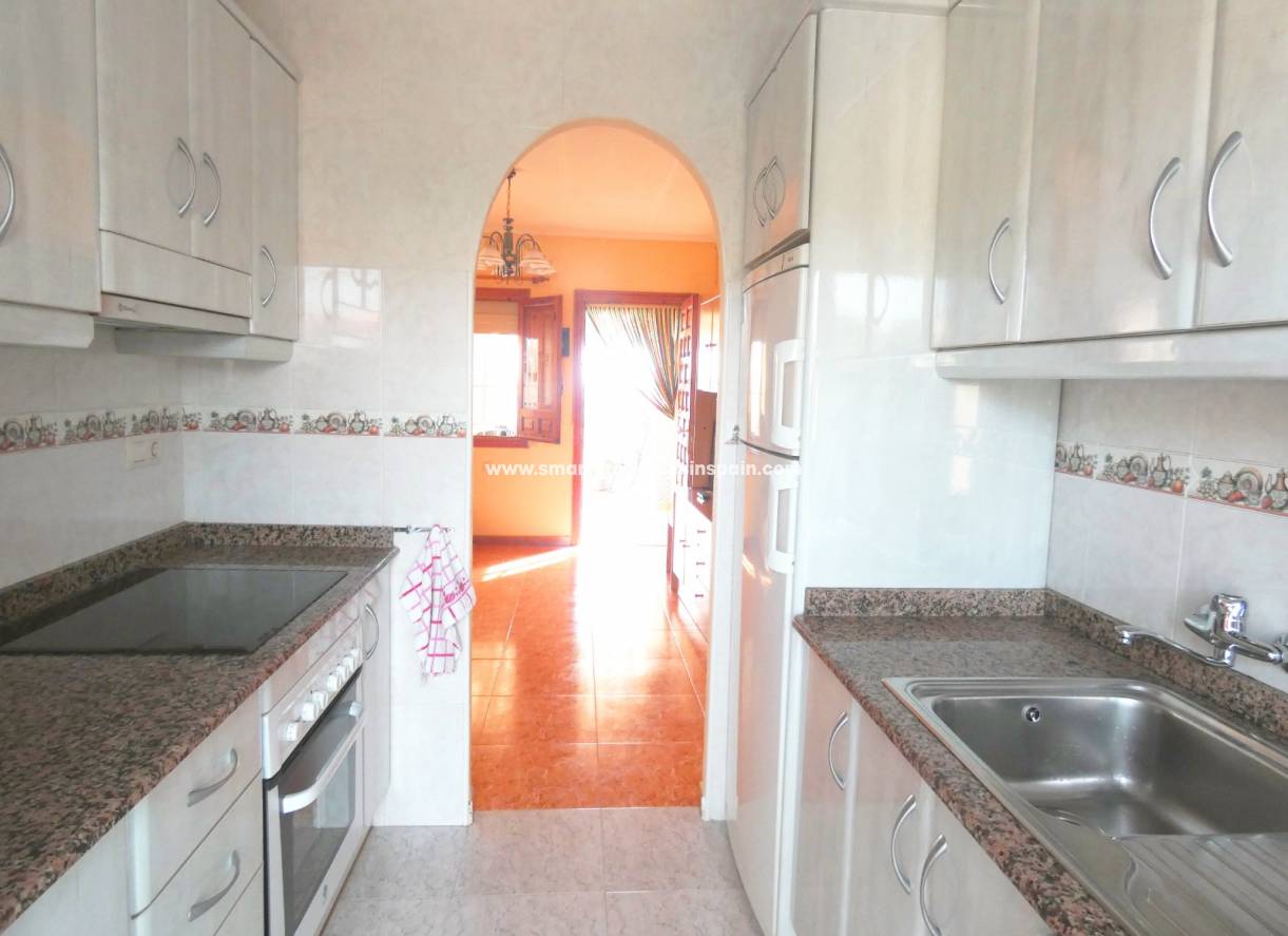 Wederverkoop - Detached Villa - La Marina - Urbanización La Marina