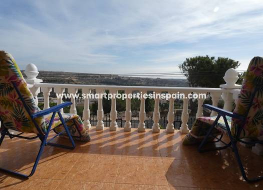 Wederverkoop - Detached Villa - La Marina - Urbanización La Marina