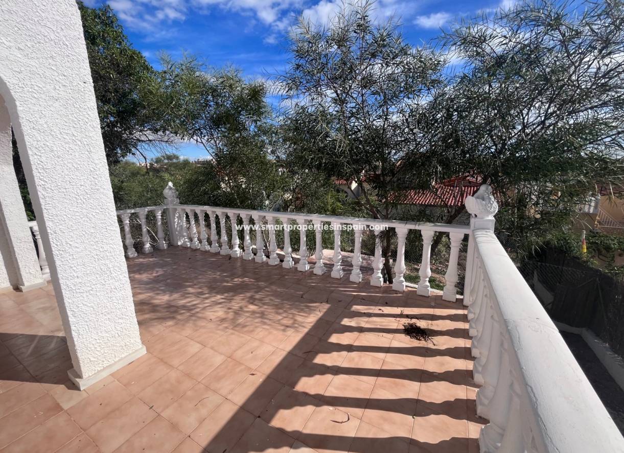 Wederverkoop - Detached Villa - La Marina - Urbanización La Marina