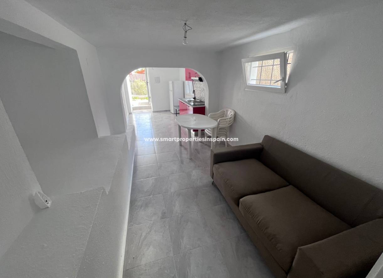 Wederverkoop - Detached Villa - La Marina - Urbanización La Marina