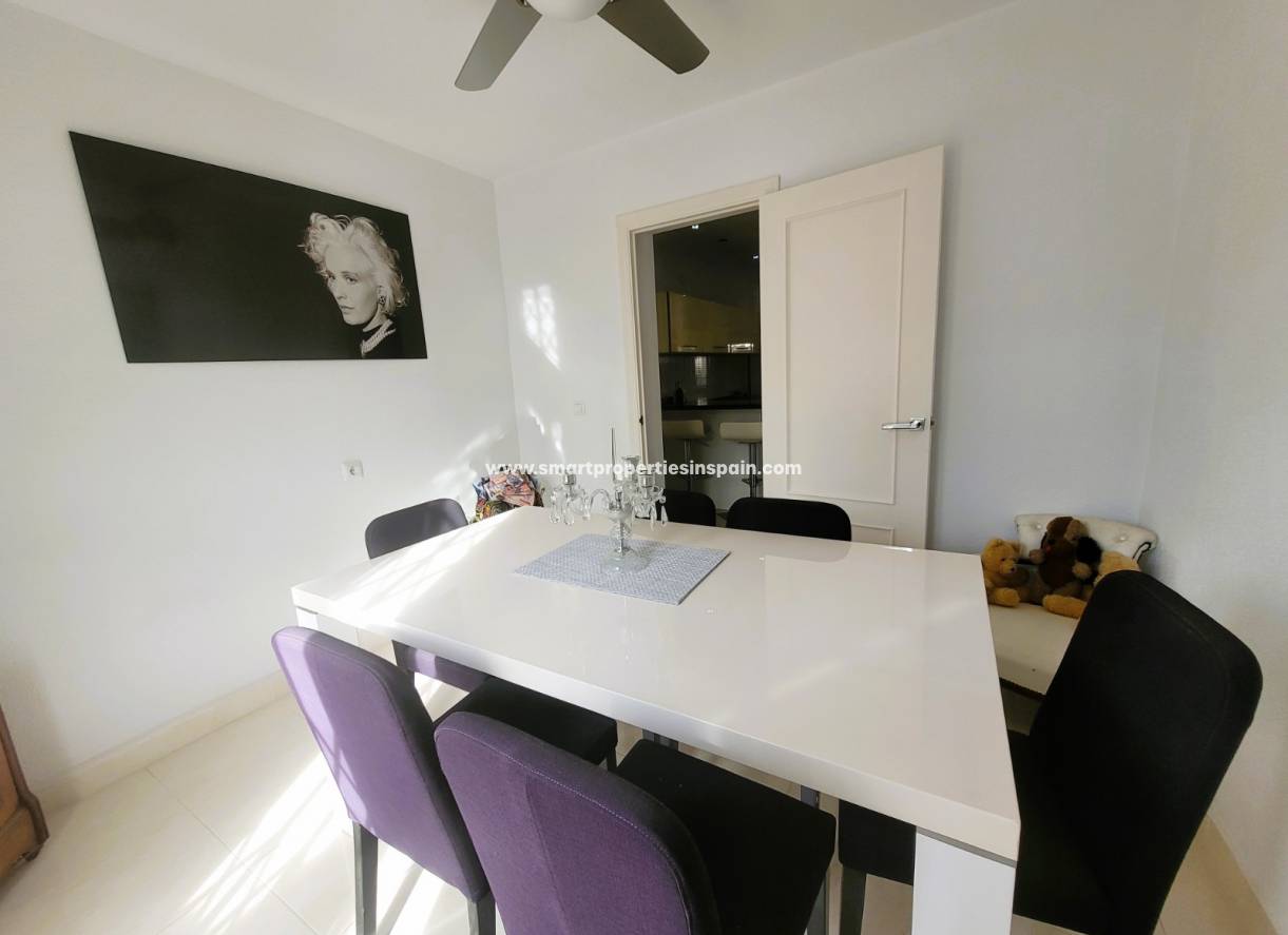 Wederverkoop - Detached Villa - La Marina - Urbanización La Marina