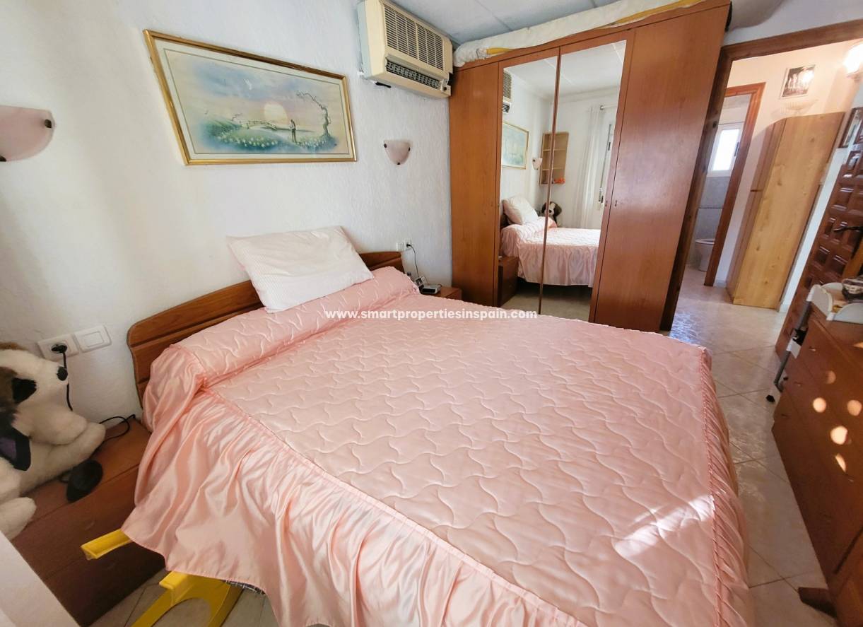 Wederverkoop - Detached Villa - La Marina - Urbanización La Marina