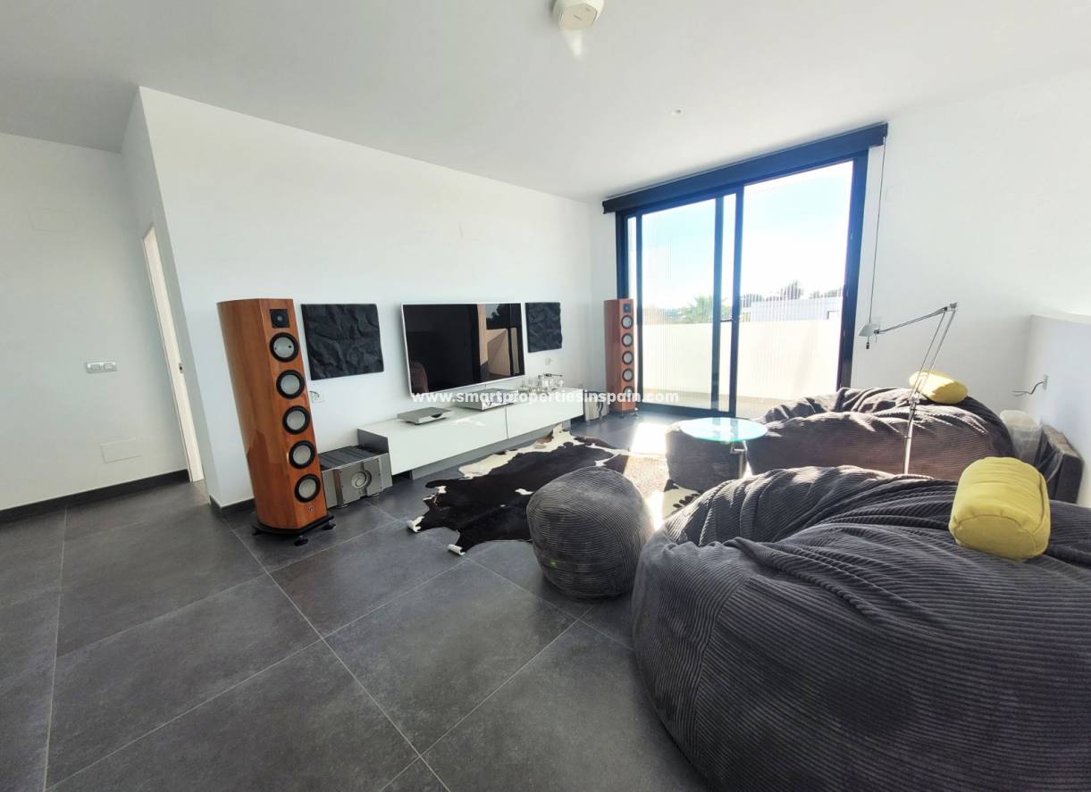 Wederverkoop - Detached Villa - La Marina - Urbanización La Marina