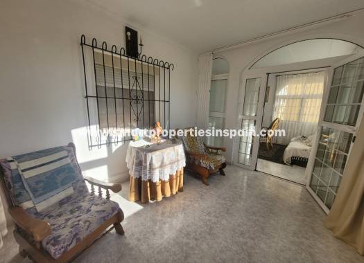 Wederverkoop - Detached Villa - La Marina - Urbanización La Marina
