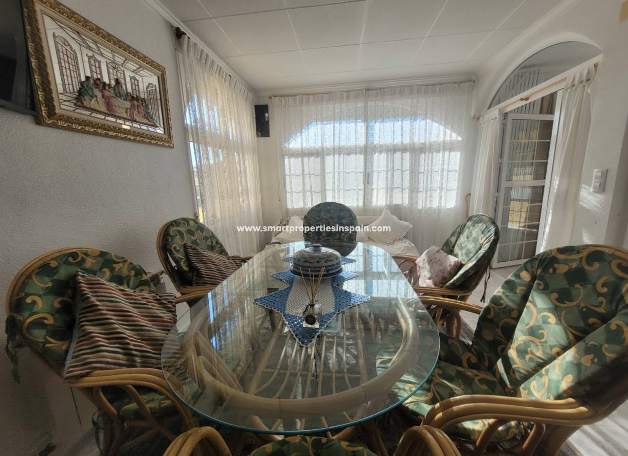 Wederverkoop - Detached Villa - La Marina - Urbanización La Marina