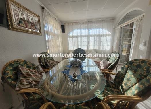 Wederverkoop - Detached Villa - La Marina - Urbanización La Marina