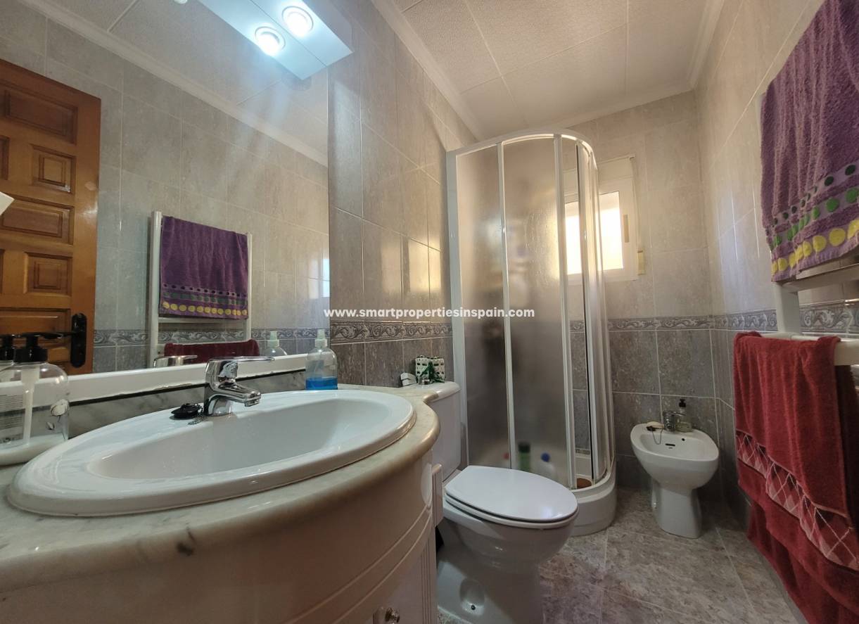 Wederverkoop - Detached Villa - La Marina - Urbanización La Marina
