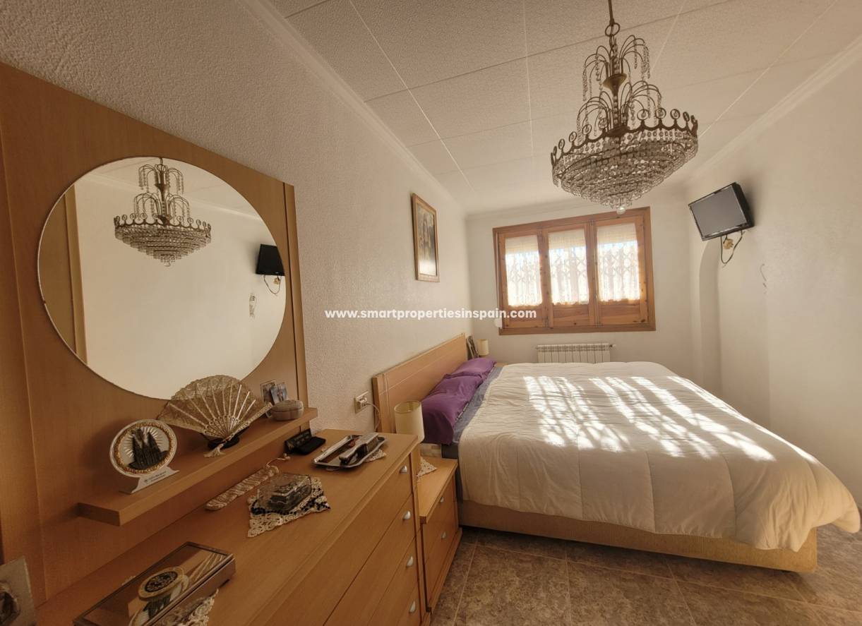 Wederverkoop - Detached Villa - La Marina - Urbanización La Marina