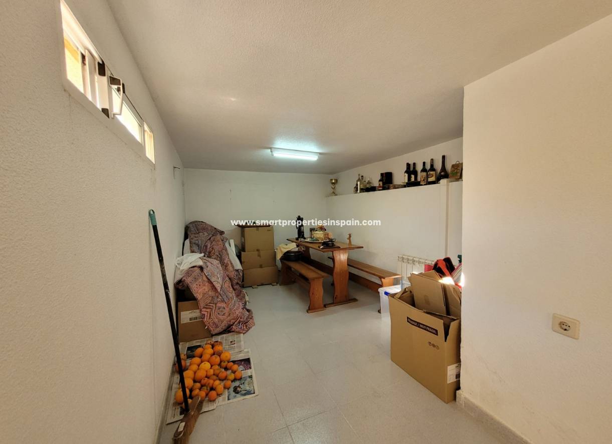 Wederverkoop - Detached Villa - La Marina - Urbanización La Marina