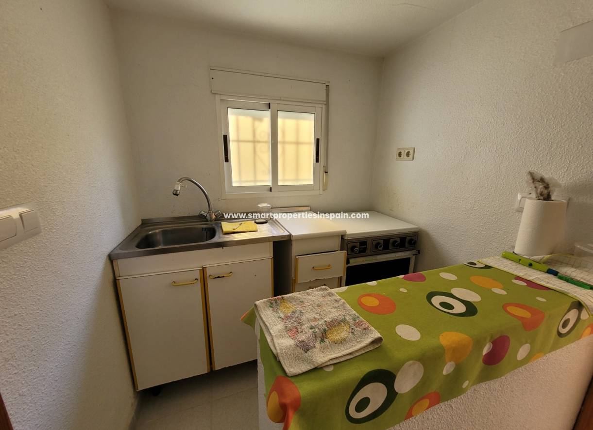 Wederverkoop - Detached Villa - La Marina - Urbanización La Marina