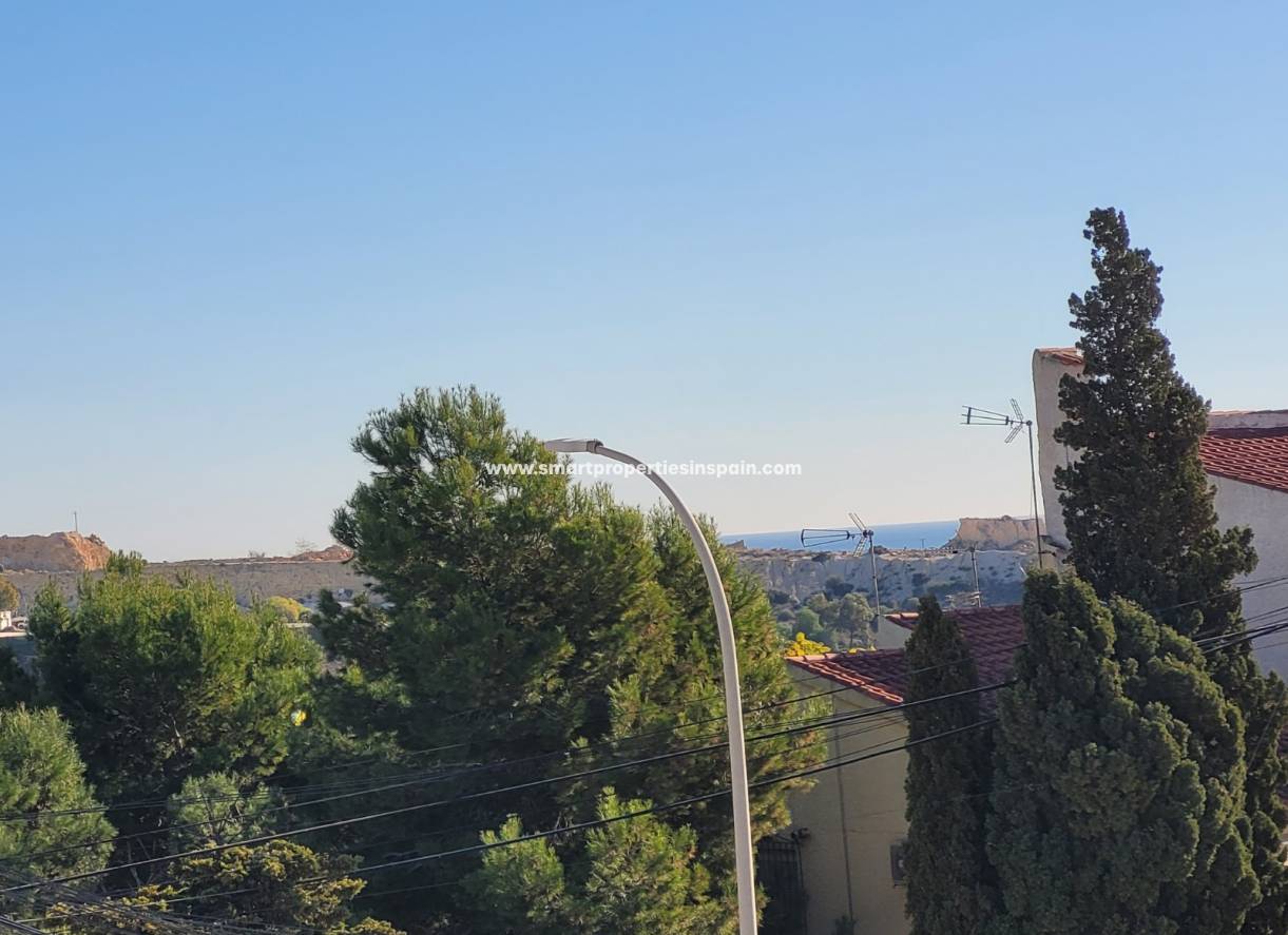 Wederverkoop - Detached Villa - La Marina - Urbanización La Marina