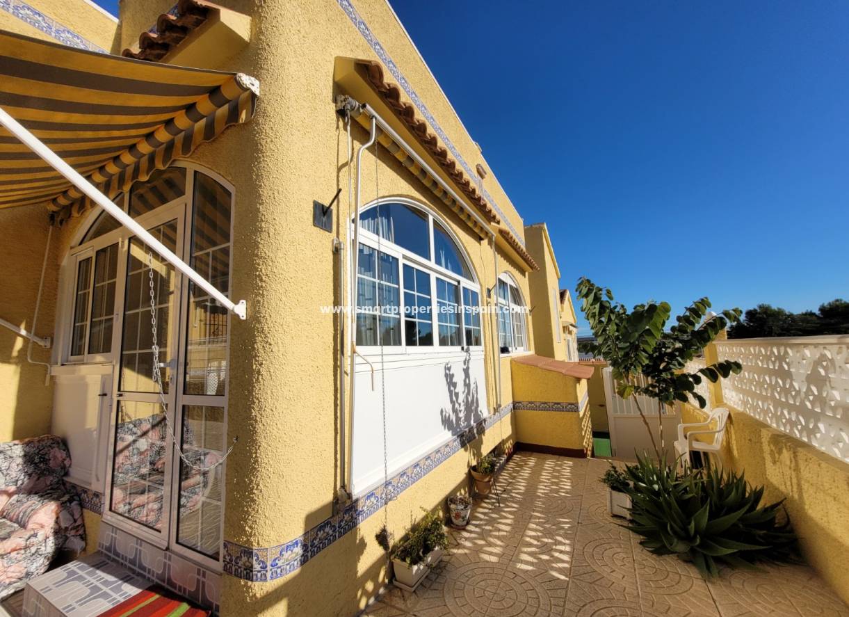 Wederverkoop - Detached Villa - La Marina - Urbanización La Marina