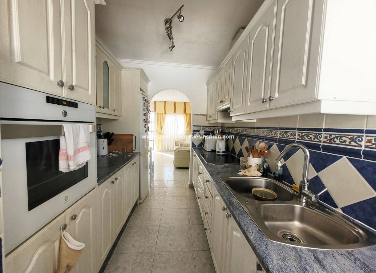Wederverkoop - Detached Villa - La Marina - Urbanización La Marina