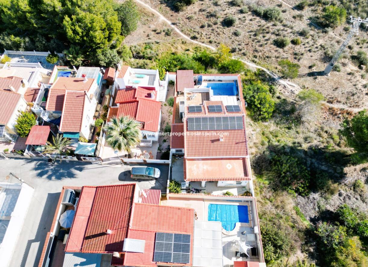 Wederverkoop - Detached Villa - La Marina - Urbanización La Marina